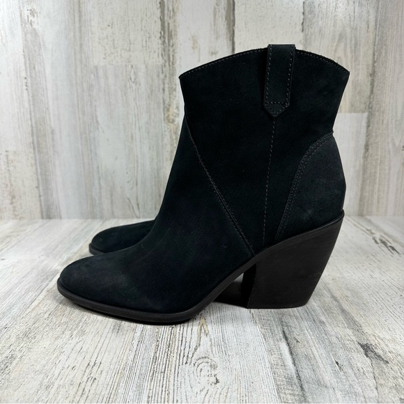 NEW Lucky Brand Loxona Black Leather Block Heel Ankle Boots #1033 - Picture 1 of 13